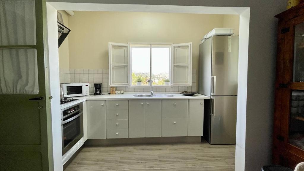 Casa Carmelita Apartment *